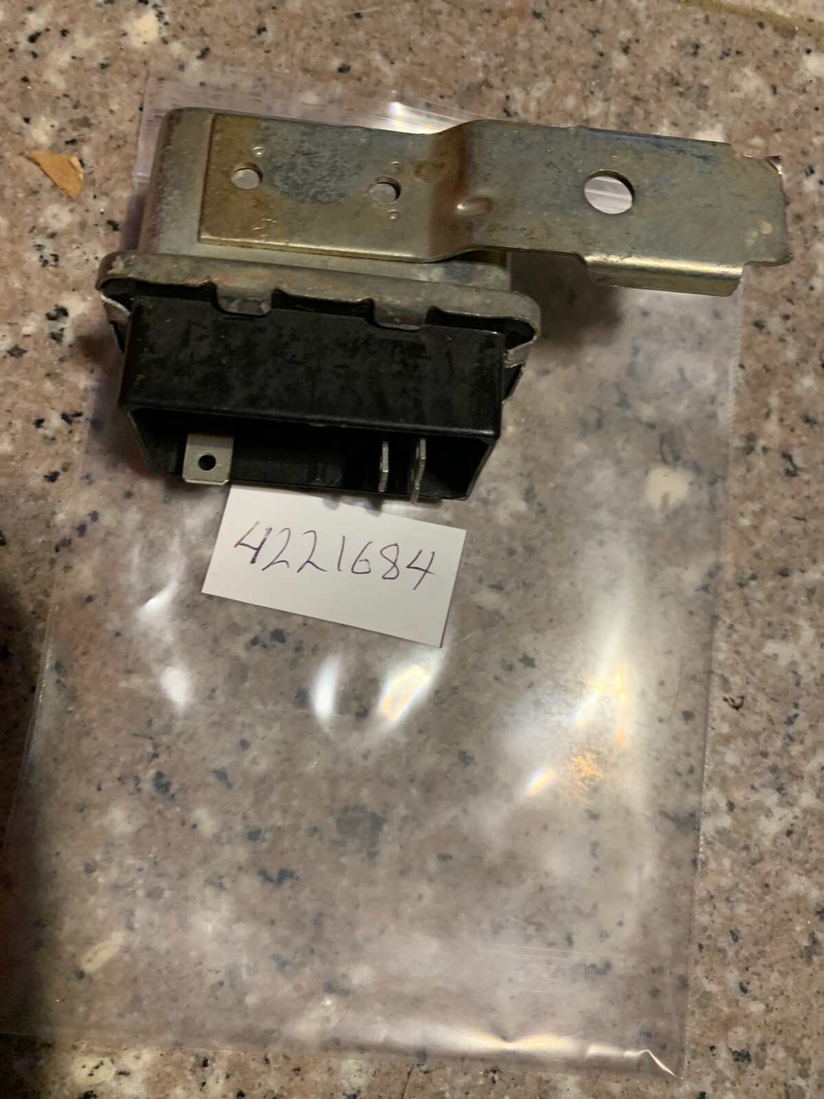 New Mopar Radiator Fan Relay 4221684 - Swanky Barn | eBay