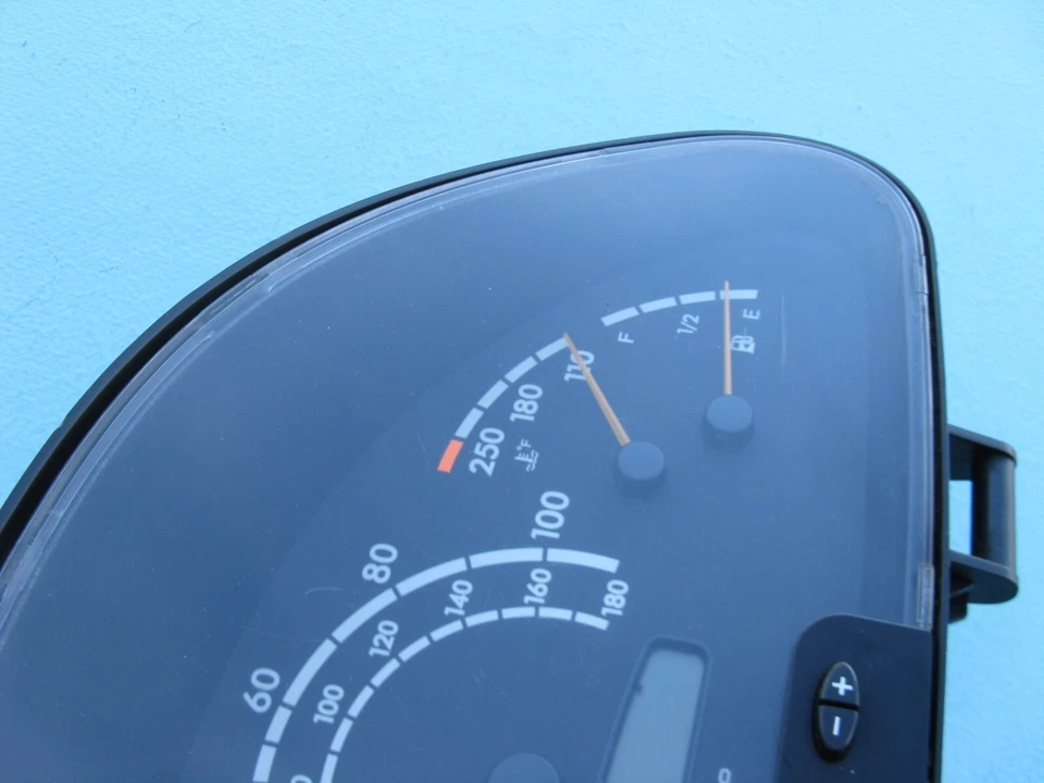 2003 03 Dodge Sprinter 2500 3500 mph instrumento velocímetro clúster A0004468121 Foto 3 de 4