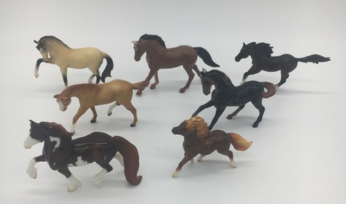 Breyer Small Stablemate Horses lot of 8