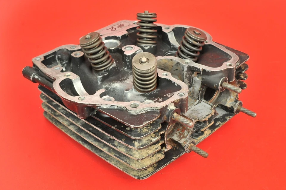 Honda XR200R XR 200R 1984-1985 culata extremo superior válvula caja 12200-KK0-000 Foto 3 de 4