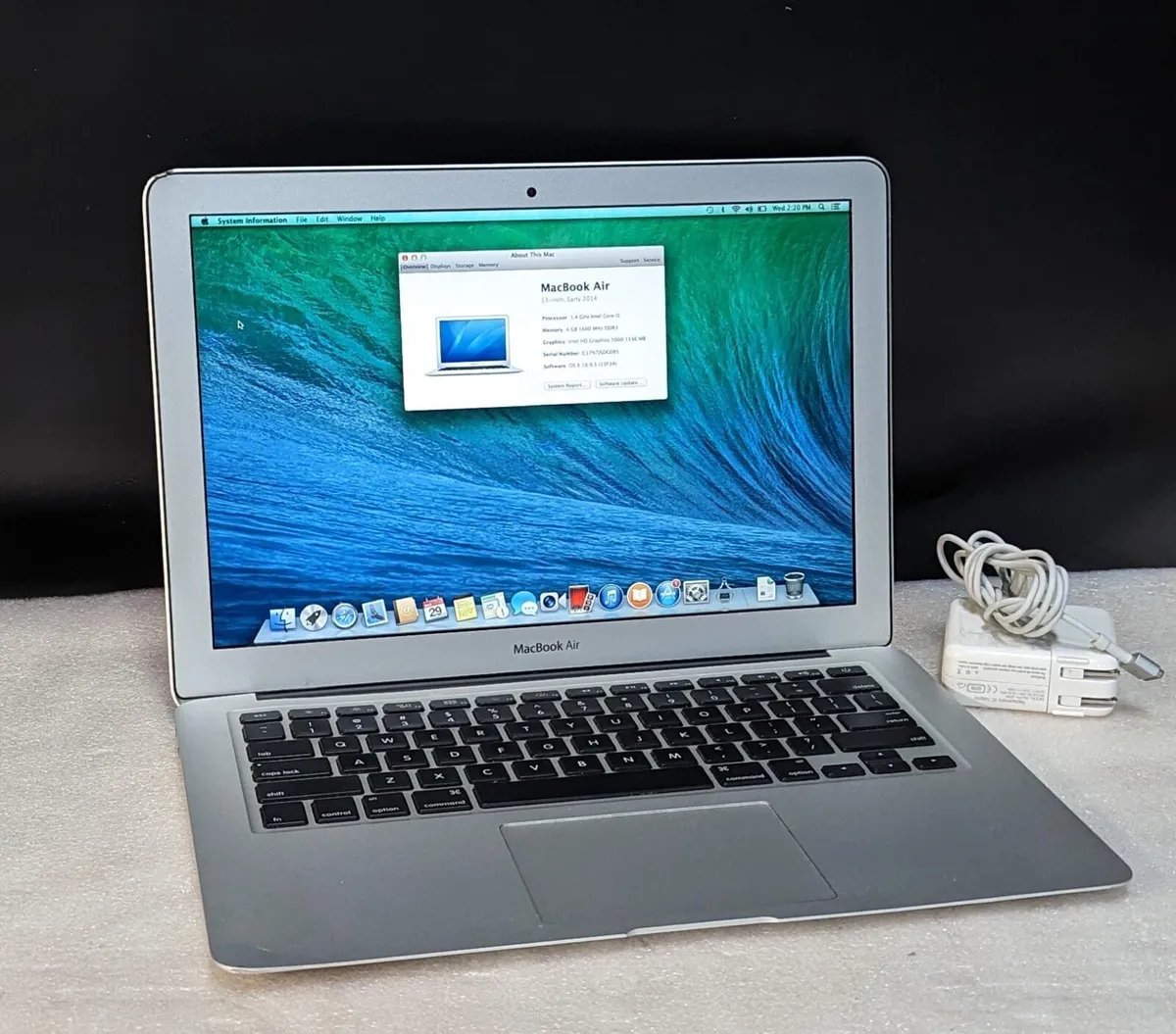 MacBook Air ( 13-inch, Early 2014) 1.4 GHz Intel Core i5 - 500GB 4GB