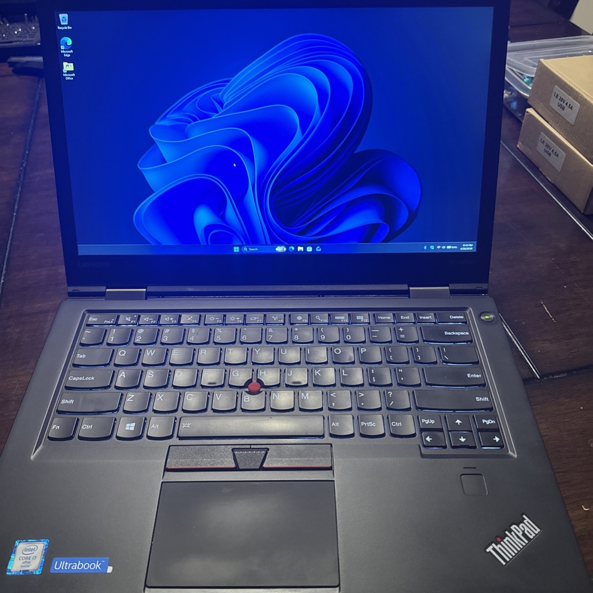 Lenovo ThinkPad 14インチ x1カーボン gen4 Lenovo ThinkPad X1 Carbon Gen 4 14” | 16GB RAM | 500GB SSD