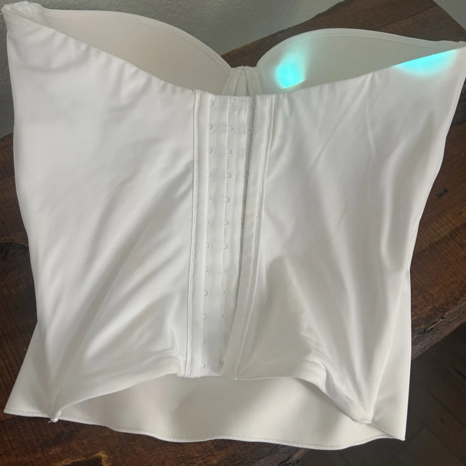 Vestido de novia Felina Intimates oculto con aros sin tirantes corsé Talla 36DD Foto 4 de 4