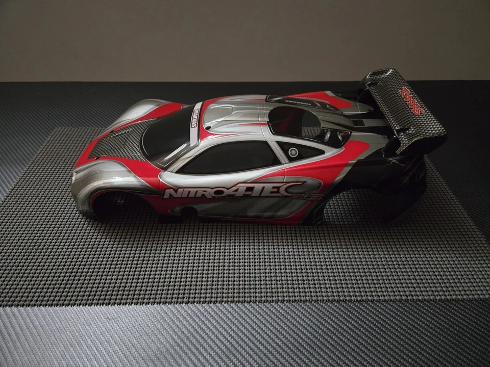Traxxas Nitro 4Tec Pro .15 2.5 2.5R 3.3 Body Pro Graphix Body Nitro 4Tec 3.3 RED - Image 2 of 4