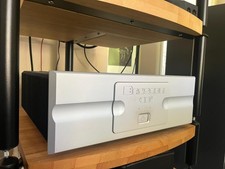 Bryston 4B³ (Cubed) stereo amplifier. Excellent Condition silver 