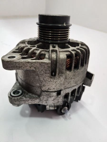 Alternador 12 - 17 KIA RIO com parada e partida automáticas do motor OEM - Imagem 4 de 4
