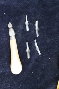 Vintage Wood-Handled Speedball Linoleum Cutter Tool w/ 5 Blades -Original Box