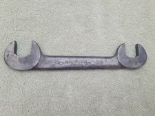 Vintage Rare Blue Points Chicago R2226 11/16 x 13/16 Right Angle Wrench - USA