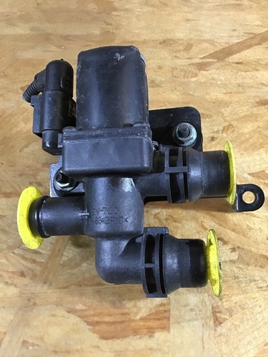 338377 Zusatzwasserpumpe VW Golf V (1K) 1K0820036A