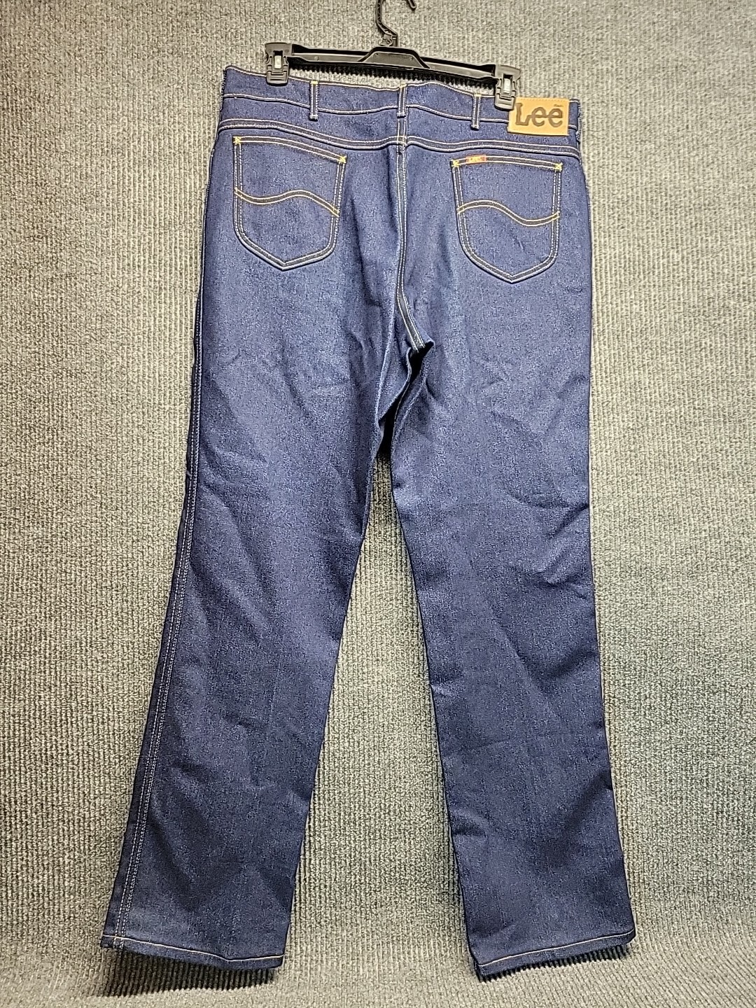 Nwot Mens 42x34  Lee  Blue Jeans thumbnail 2