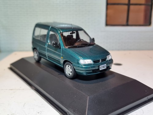 1:43 Citroen Berlingo M49 Model Multispace Van Green 1999 IXO Diecast Scale Car - 第 4/11 張圖片