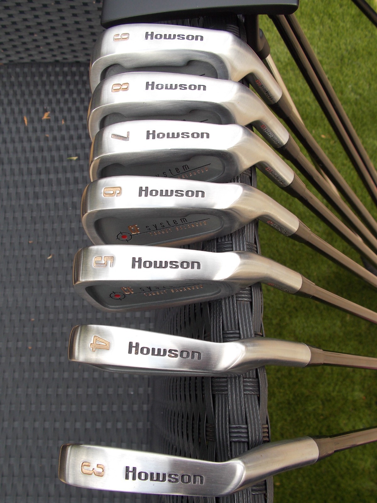 UNUSED Mens Right Handed Howson Golf Club Set + Trolley, Bag, Balls