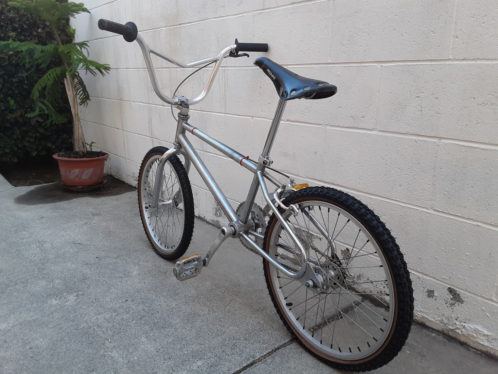 Old School Hutch Junior Bmx Bike Super Rare Collector Piece 1983 Or 4