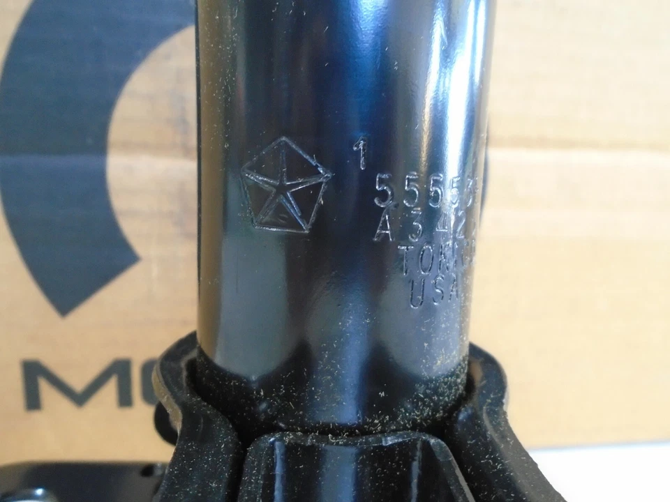 Amortiguador trasero genuino Mopar 4656354AD Chrysler Dodge Plymouth neón Foto 4 de 4