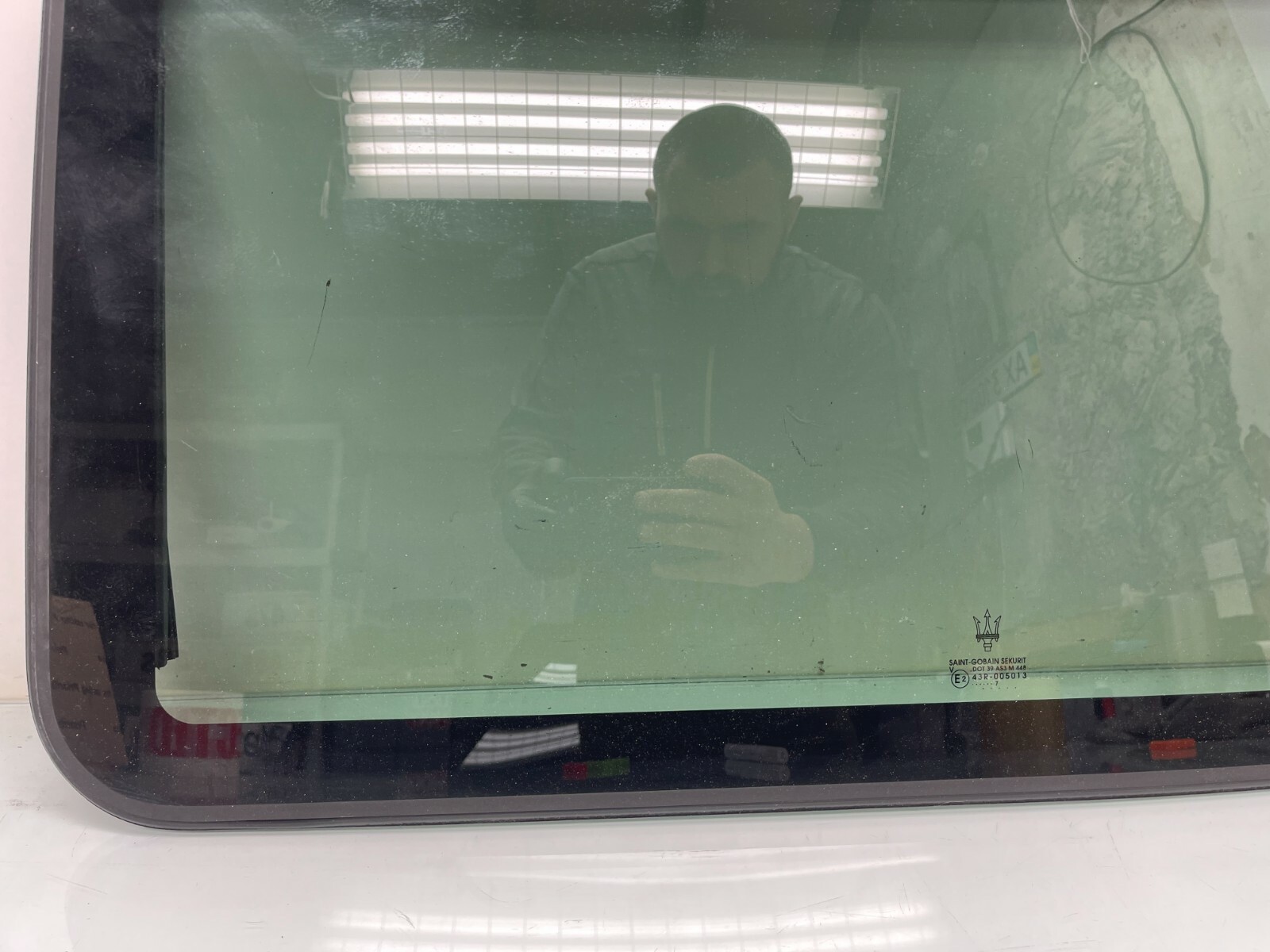 2007 Maserati Quattroporte M139 SUNROOF SUN ROOF SLIDING WINDOW GLASS OEM