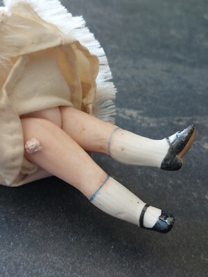 Poupée Mignonnette Française Tout En Biscuit 9 Cm - Circa 1890 (XIXe)