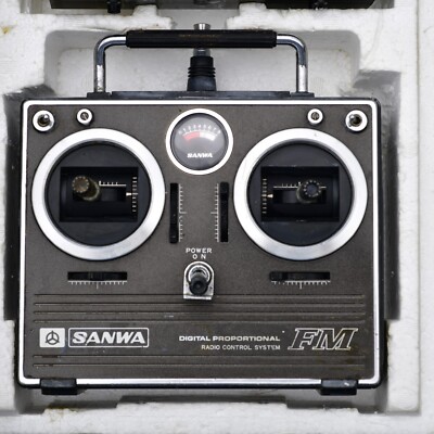 SANWA EXZEEX 4チャンネルラジコン送信機 SANWA
