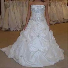 Crystal Strapless Ball Wedding Dresses Applique Beaded Plus Size Bridal Gowns