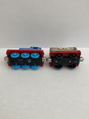 Thomas And Oil Tender/Tank Die Cast Thomas The Tank Engine Learning Curve - Picture 5 of 6
