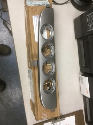 3821966C4 INTERNATIONAL LONESTAR INTERIOR PARTS MISC. 3444276
