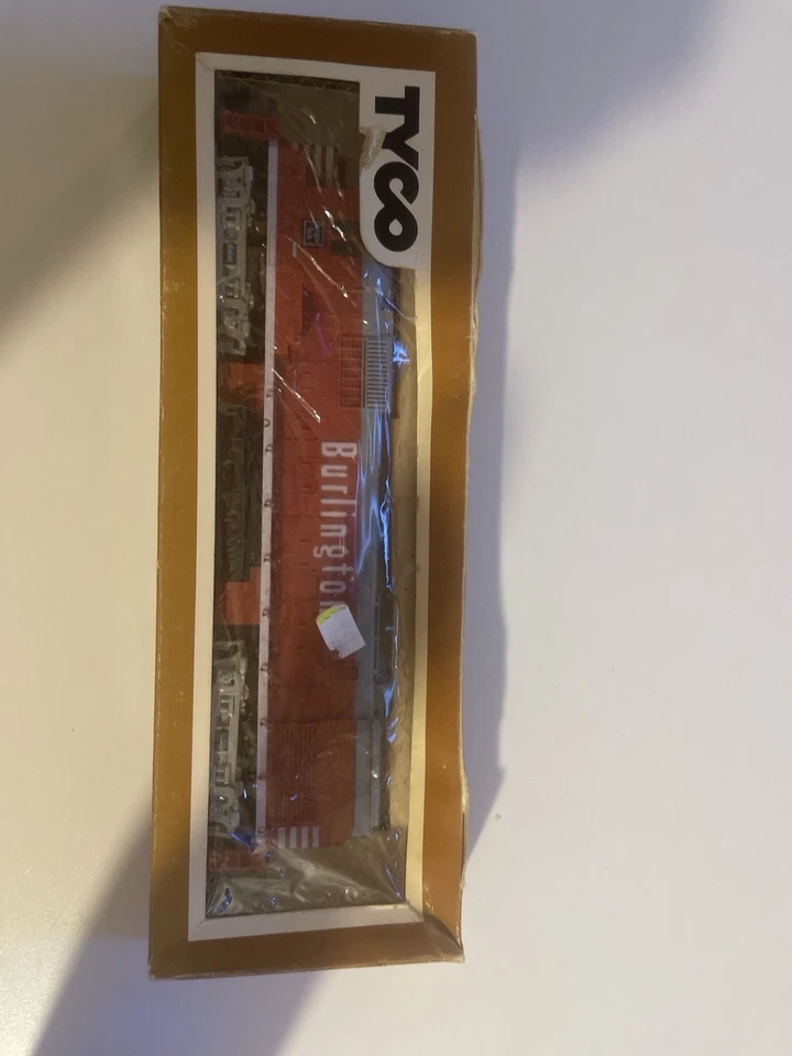 Tyco HO Scale Burlington Diesel Locomotive – Red/Silver – Vintage Model Train - Image 2 of 2