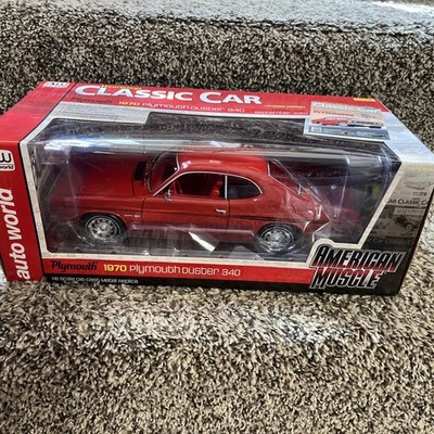 AUTO WORLD 1:18 1970 PLYMOUTH DUSTER 340 HEMMINGS CLASSIC CAR NEW!!