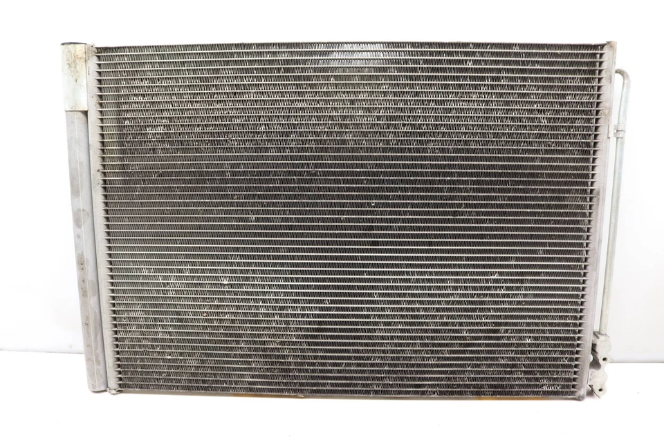 2011-2016 BMW 535I XDRIVE 3.0L - AC Condenser 9391489 - Image 2 of 4