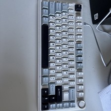 Aula F75 Wireless Mechanical Keyboard very small defect please read description