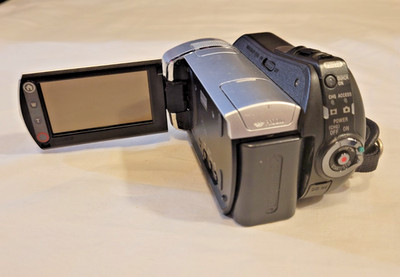 Sony Handycam DCR-SR45 Camcorder HDD 40X Optical Zoom w/Battery - Needs Repair 