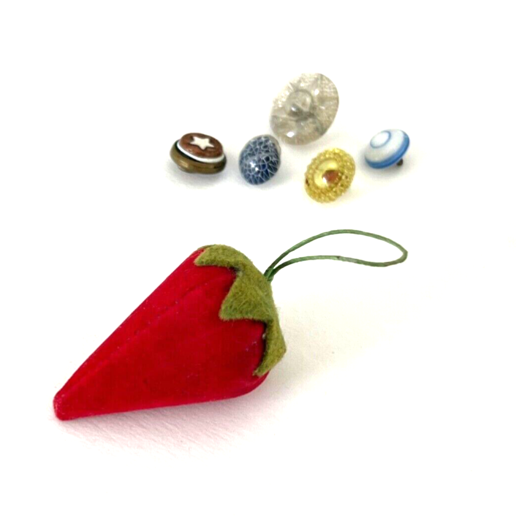 Vintage Strawberry Pin Cushion Velvet Red Fabric Green Leaf Top Sand