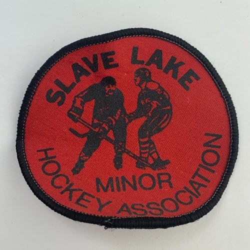 Slave Lake Minor Hockey Association Red Round Vintage Patch