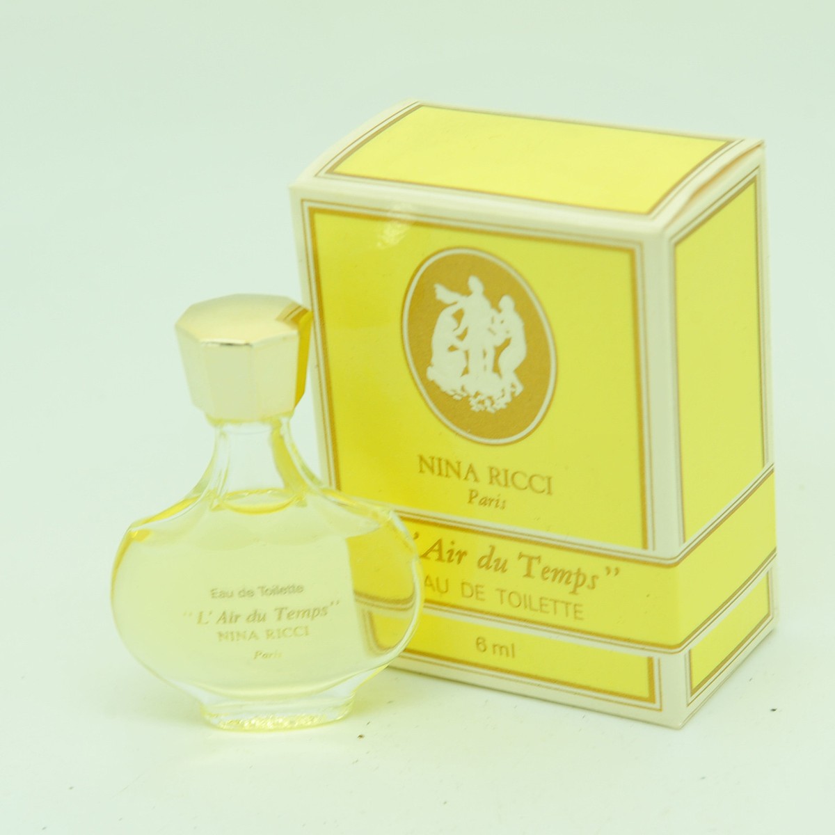 Nina Ricci L'Air Du Temps Parfum ヴィンテージ s-l1200.jpg