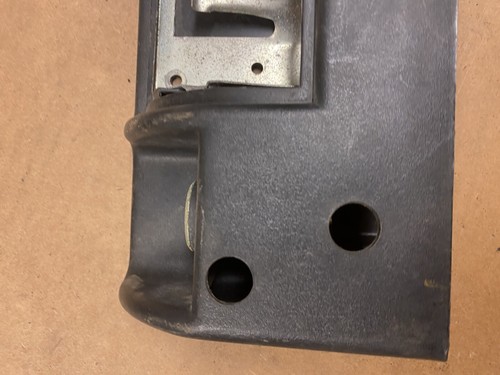 Jeep Wrangler YJ 87-95 Used Ash Tray Ashtray Assembly No Tray (036) - Picture 11 of 12