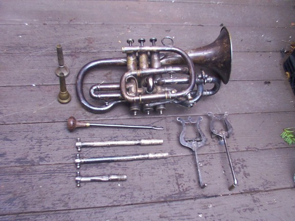 Vintage Courtois Cornet w/ 3 lead pipes, 2 mouthpieces + extras horn trumpet old