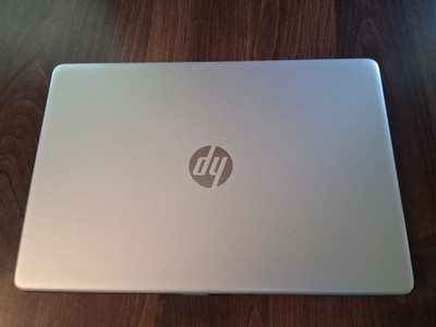 HP 15.6 Laptop Touchscreen  i3-1005G1 8GB 256GB SSD WIN 11H