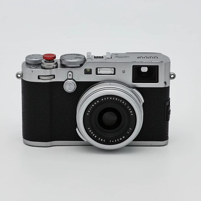Fujifilm X100F Digital Camera 24.3MP APS-C Advanced Hybrid Viewfinder - 95% New
