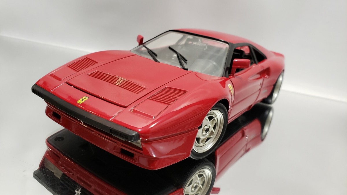 【未開封】1/18 ホットウィール / マテル フェラーリ288GTO 1984 未開封】1/18 ホットウィール / マテル フェラーリ288GTO 1984