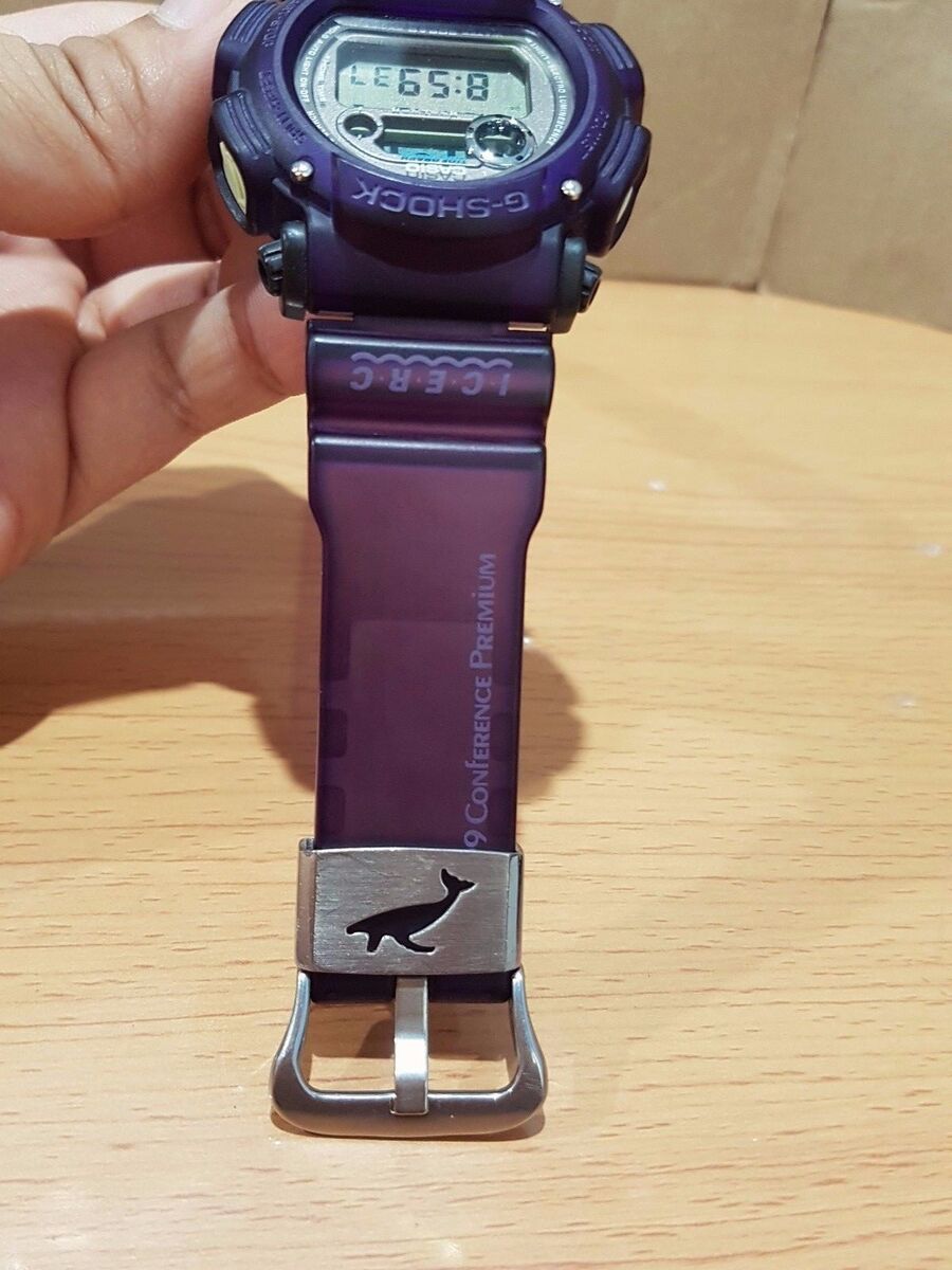VTG G-Shock DW9000K Rare Dark Purple Jelly Dolphin&Whales VTG G-Shock DW9000K Rare Dark Purple Jelly Dolphin&Whales