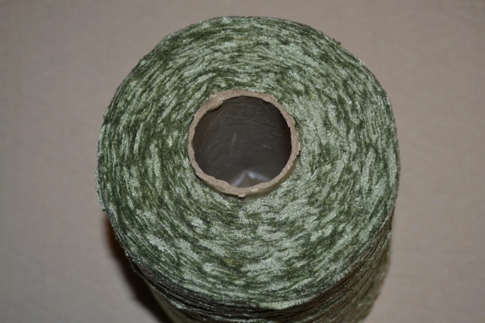 Hilo de chenilla 100 % algodón Yarn Country, cono de 1 lb 11 oz, verde claro Foto 4 de 4