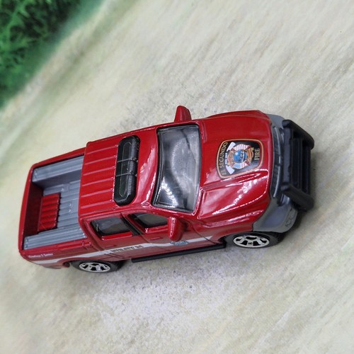 Matchbox '15 Dodge Ram Fire Pickup Diecast Model Car (67) Excellent Condition - Picture 5 of 6