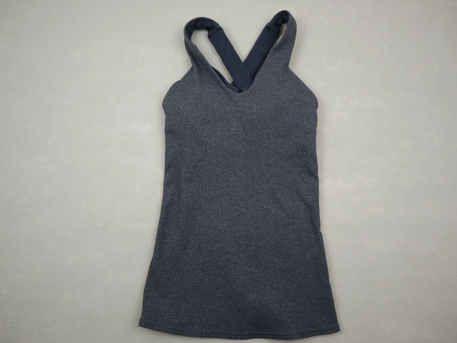 alo-yoga solid sleeveless padded strap back gym yoga tank-top