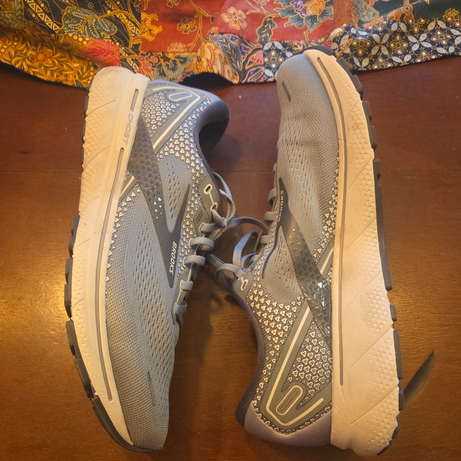 SAOLA Scarpe da corsa Brooks Ghost 14 grigie taglia 12 uomo US