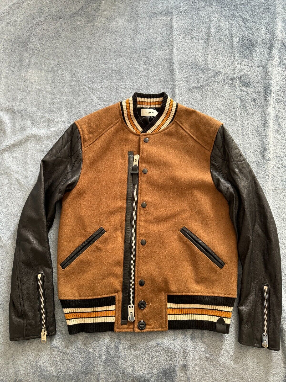 Picture 1 of 3