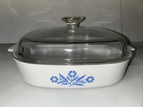 VTG Corning Ware Blue Cornflower A-10-B Casserole 2.5 Liter w/ A-10-C PYREX Lid