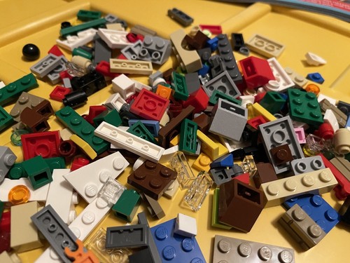 LEGO Christmas Build Up 40222 250pcs 24 in 1 Holiday with Manuals & Open Box - Picture 3 of 11