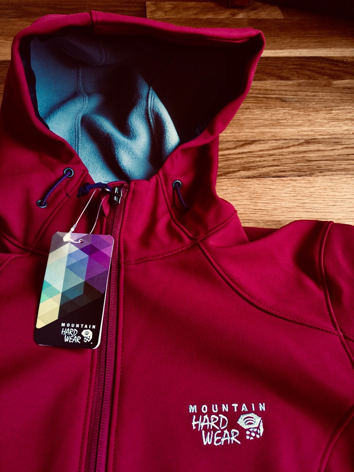 NWT Womens Mountain Hardwear Principia Soft Shell Jacket With Hood Red