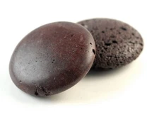 30MM COFFEE VOLCANIC BASALTIC LAVA GEMSTONE FLAT ROUND BUTTON LOOSE BEADS 7inch