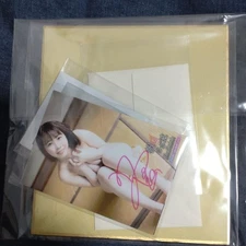 Riho Shishido Kiss mark autograph colored paper autographed card instax etc.