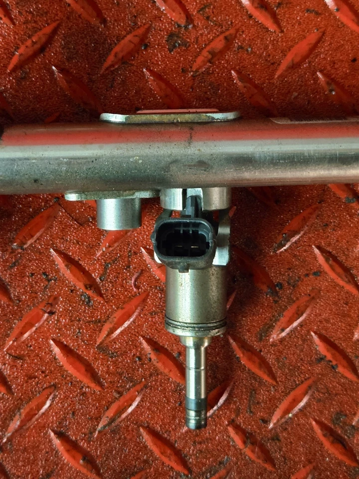 Juego de inyectores de combustible 2015-2018 con riel para Ford Edge 2.0 FB5E9F797AC Turbo Foto 4 de 4