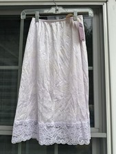 Vintage Warners Petal Parfait Slip Skirt Sz Small Style 55327 New w/ tags